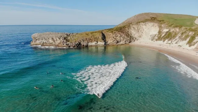 Reiseziele für Surf- & Yoga-Camps