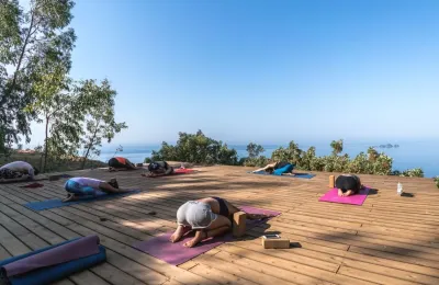 Surf & Yoga Camps Spanien
