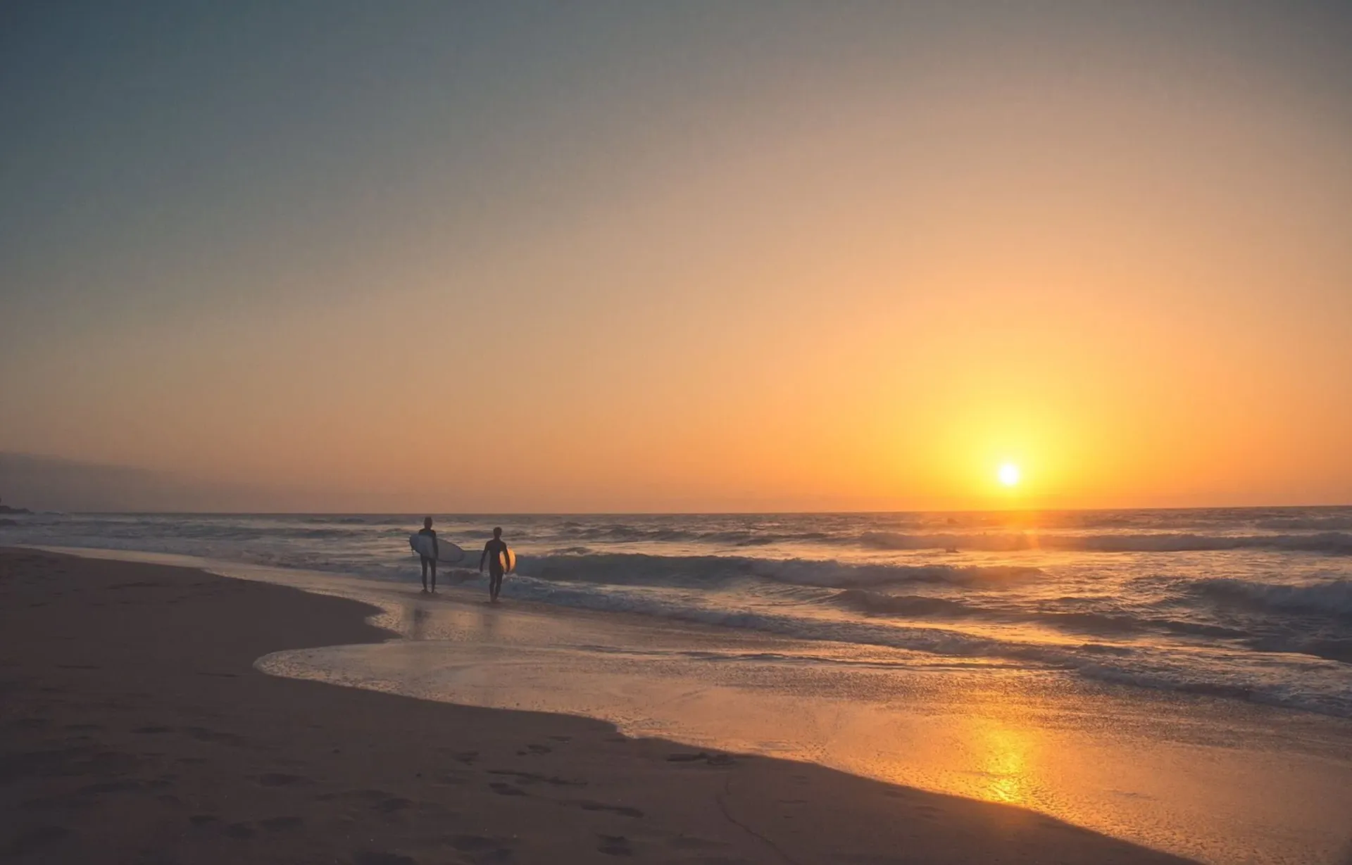 Surf- & Yoga-Camps
