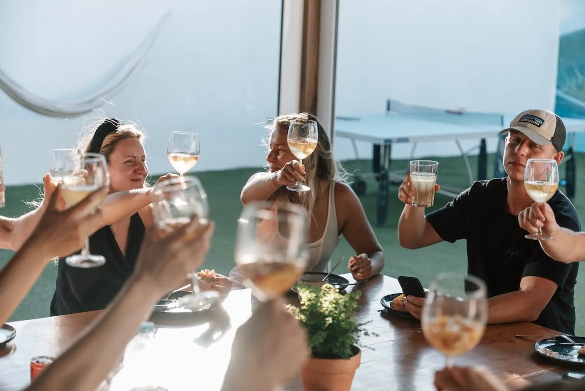 Chilliges Surfhostel in Lissabon: Surfen, Feiern und City-Vibes - 4
